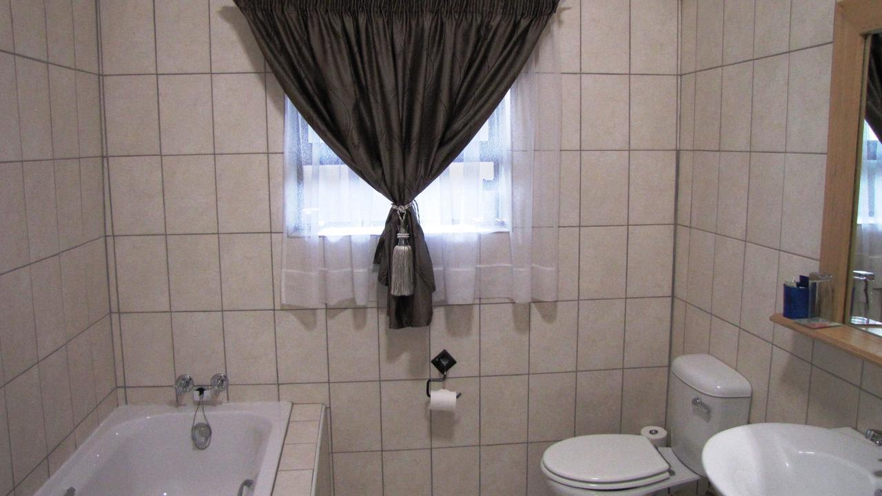 Bel Air Guest House Piet Retief Ngoại thất bức ảnh
